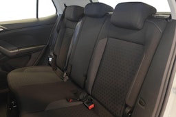 valkoinen Volkswagen T-Cross 2020 kuva 10.