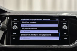 punainen Volkswagen T-Cross 2020 kuva 24.