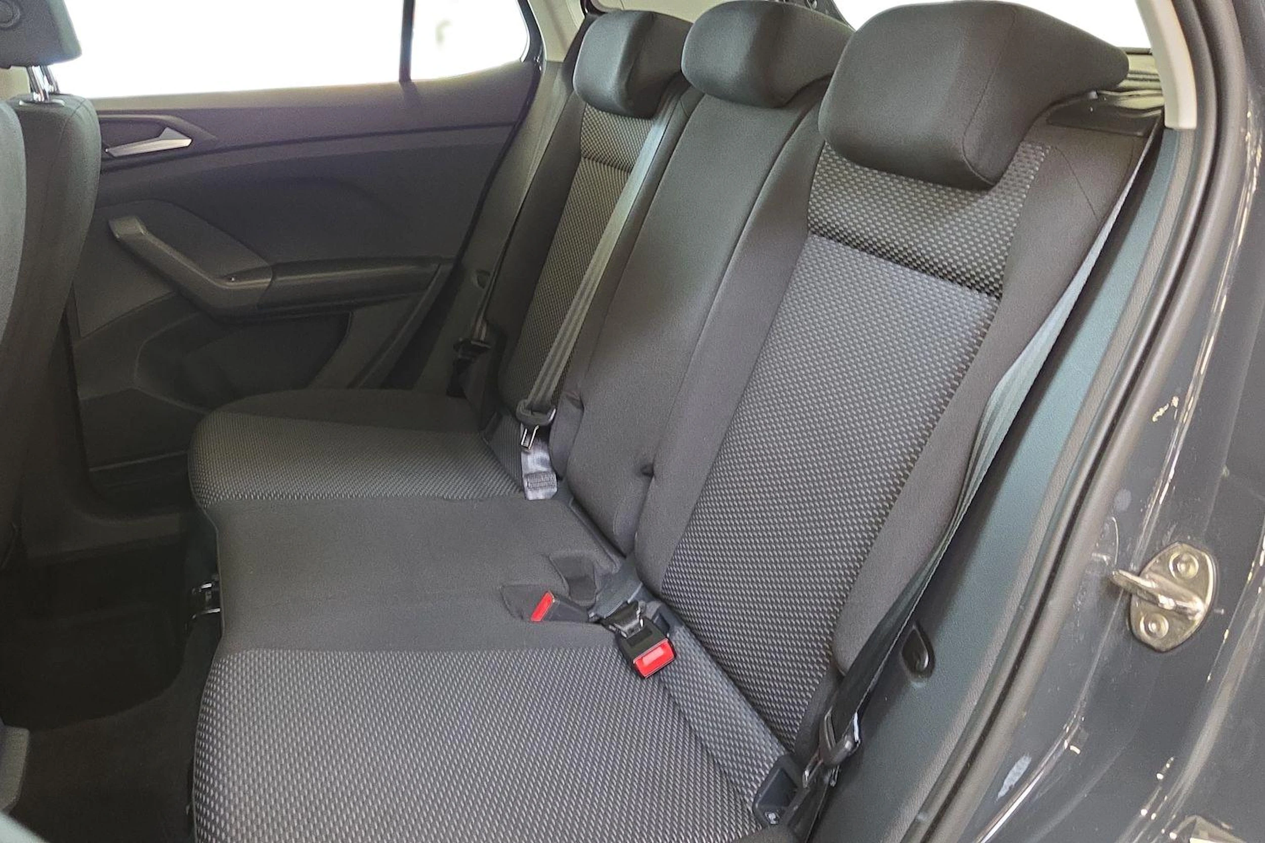 harmaa Volkswagen T-Cross 2021 kuva 8.