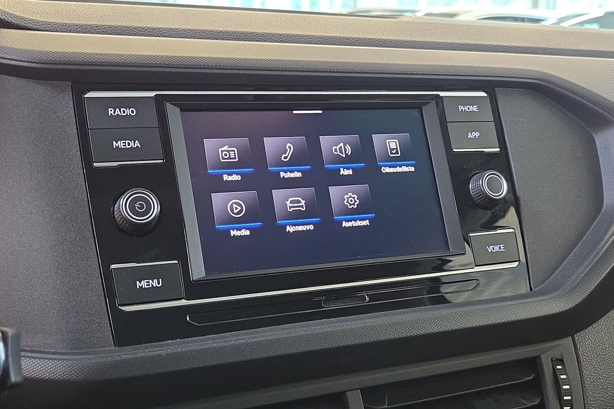 harmaa Volkswagen T-Cross 2021 kuva 12.