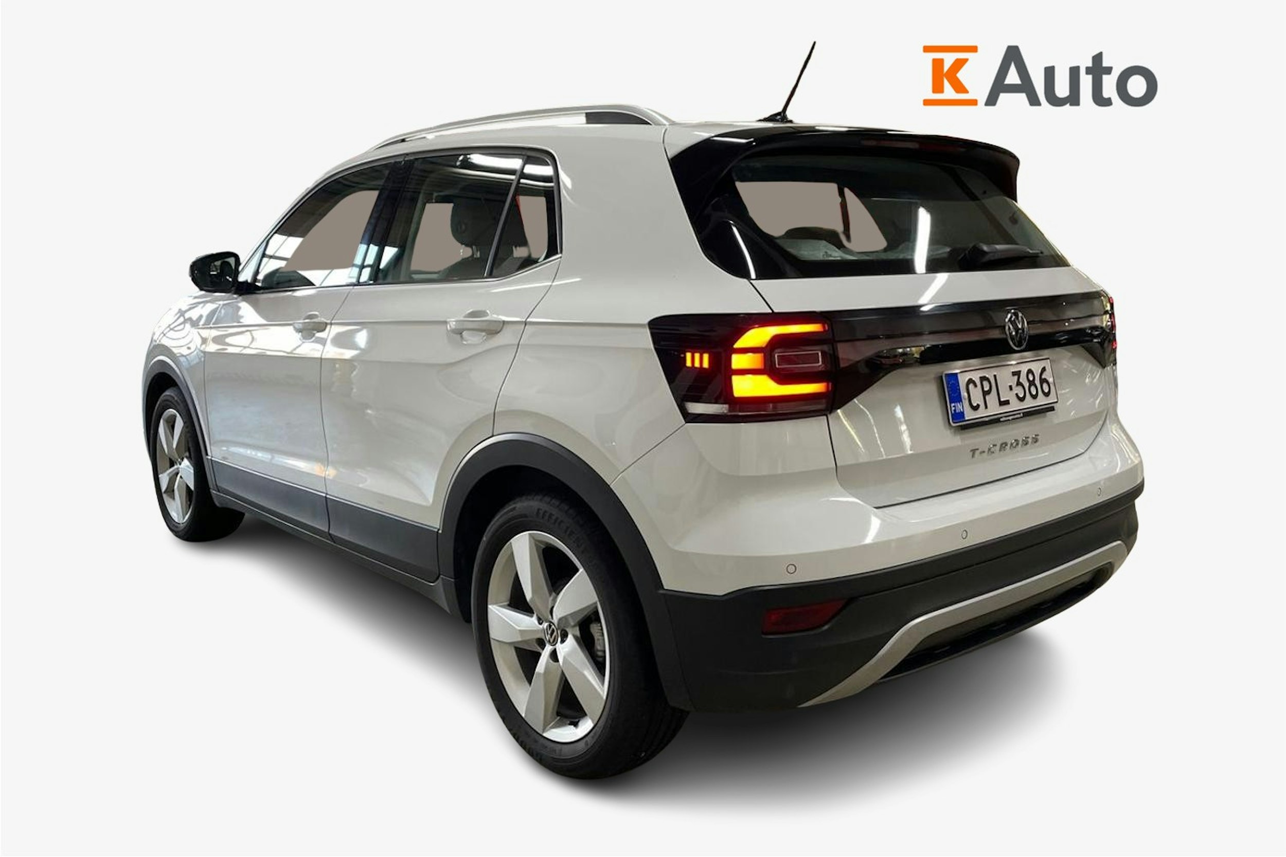 Valkoinen Volkswagen T-Cross 2021 kuva 2.