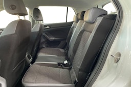 Valkoinen Volkswagen T-Cross 2021 kuva 10.