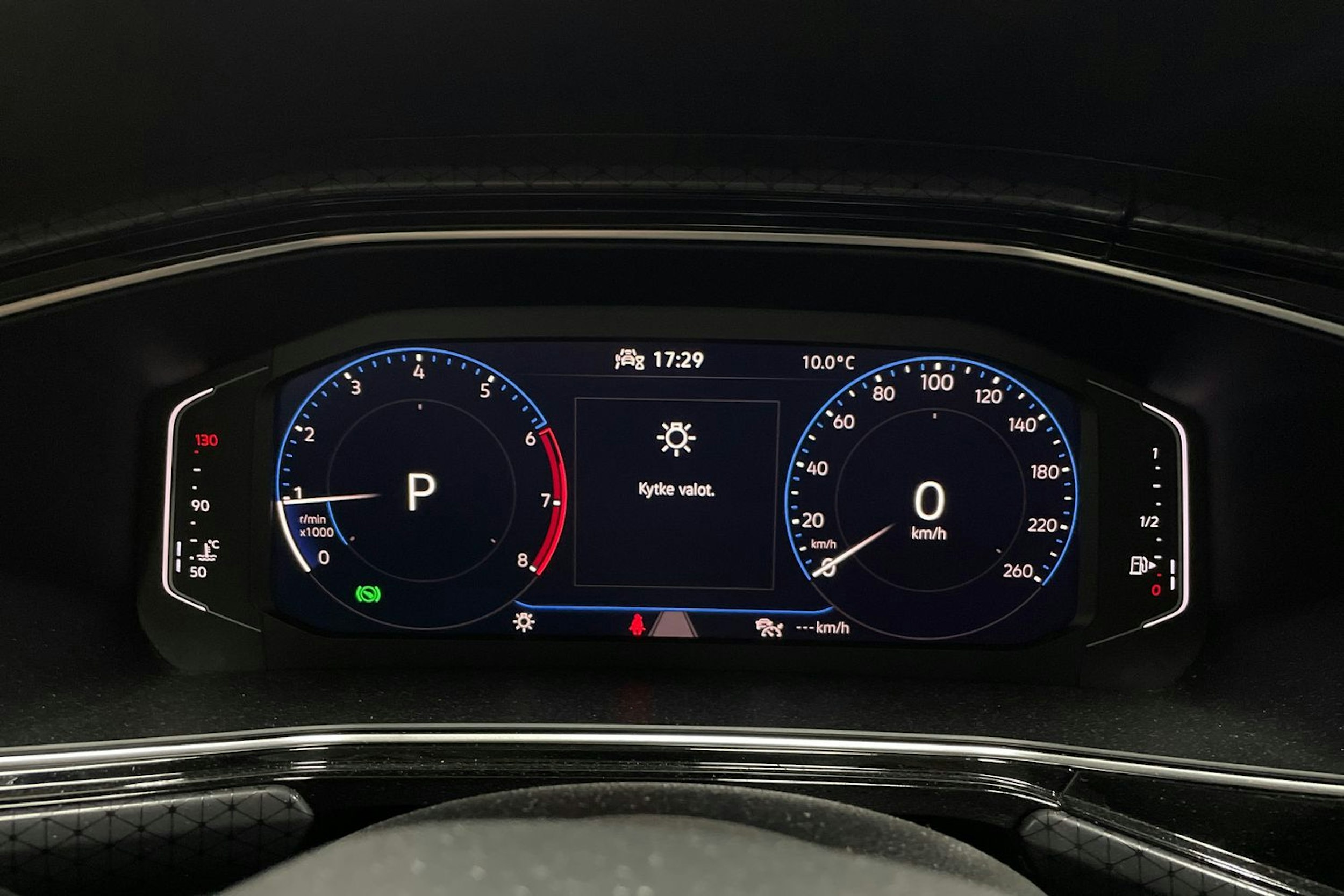 Valkoinen Volkswagen T-Cross 2021 kuva 18.