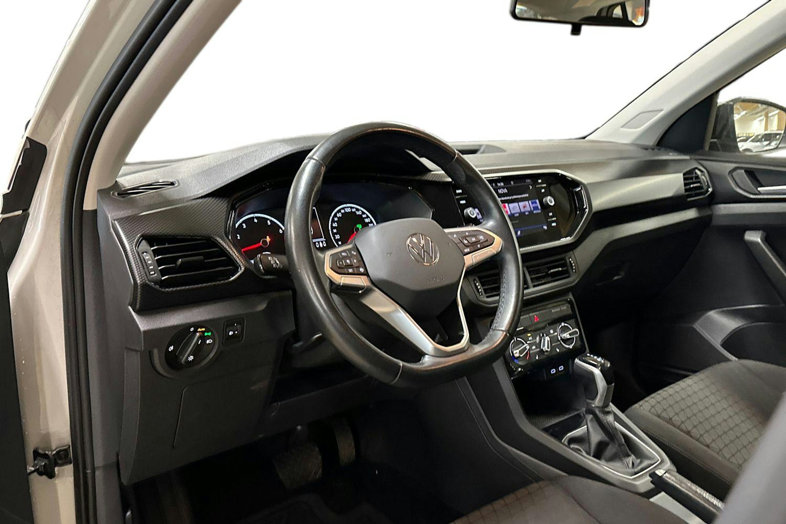 harmaa Volkswagen T-Cross 2021 kuva 3.