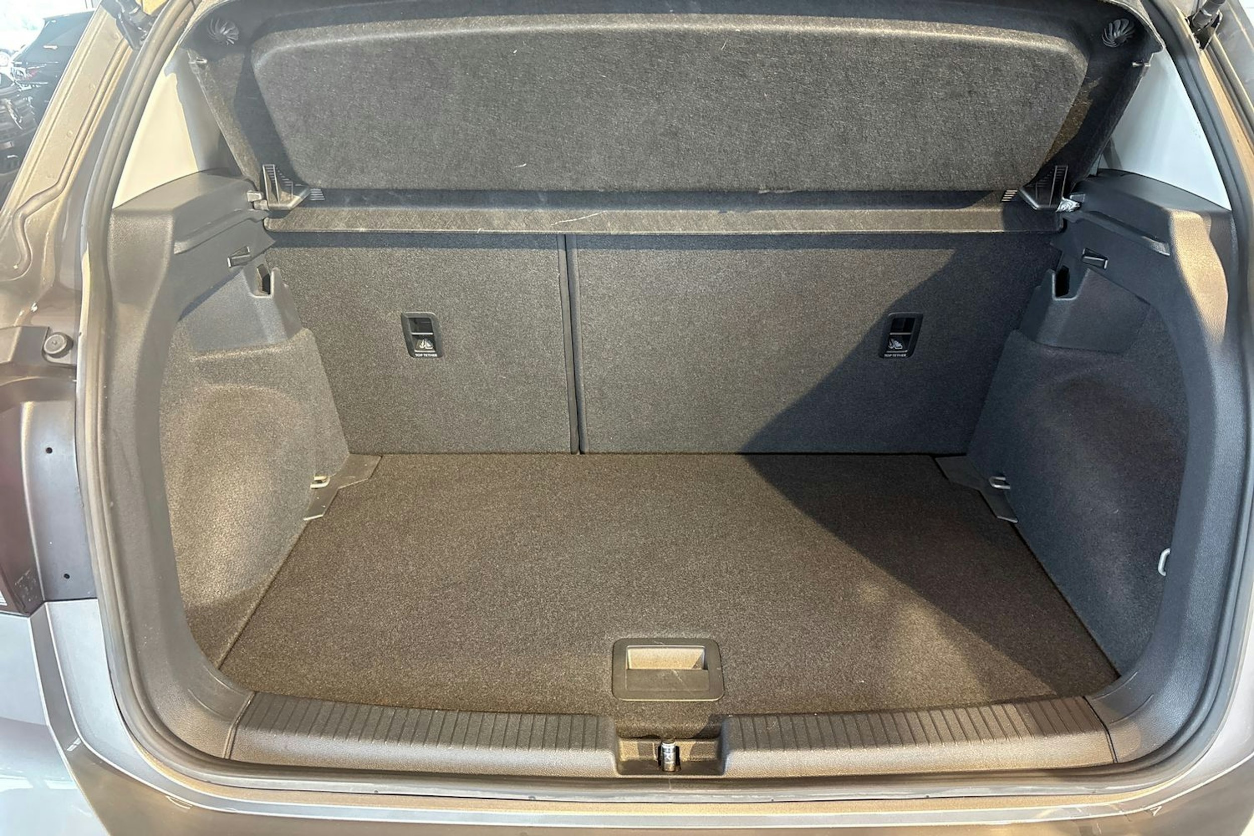 harmaa Volkswagen T-Cross 2021 kuva 20.
