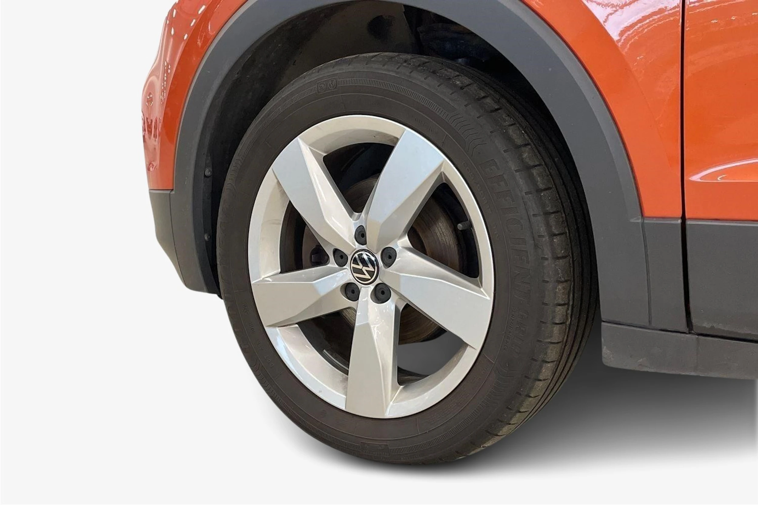 oranssi Volkswagen T-Cross 2021 kuva 9.
