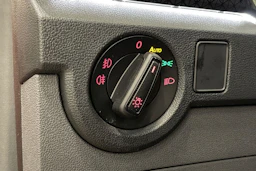 oranssi Volkswagen T-Cross 2021 kuva 25.