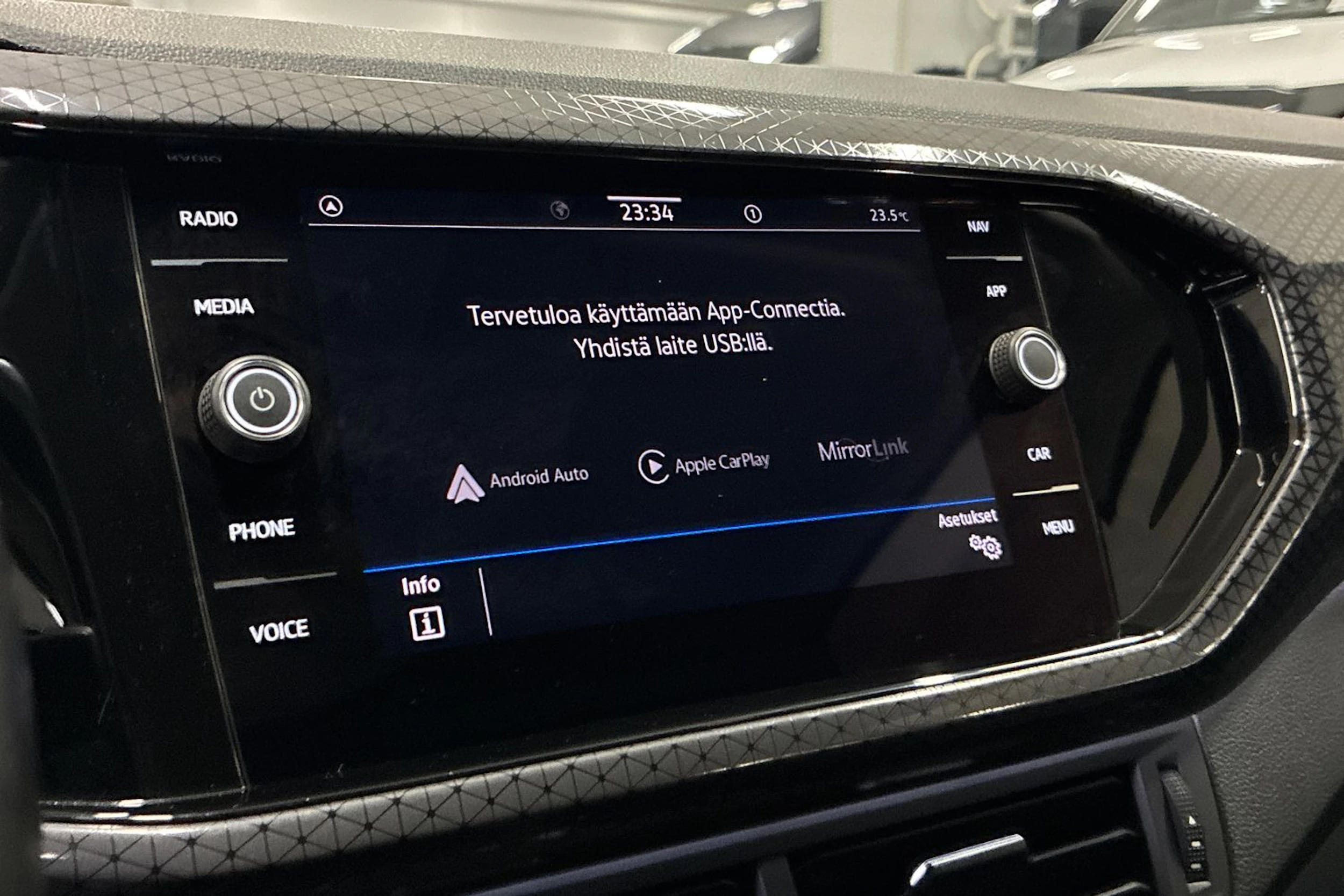 hopea Volkswagen T-Cross 2021 kuva 18.