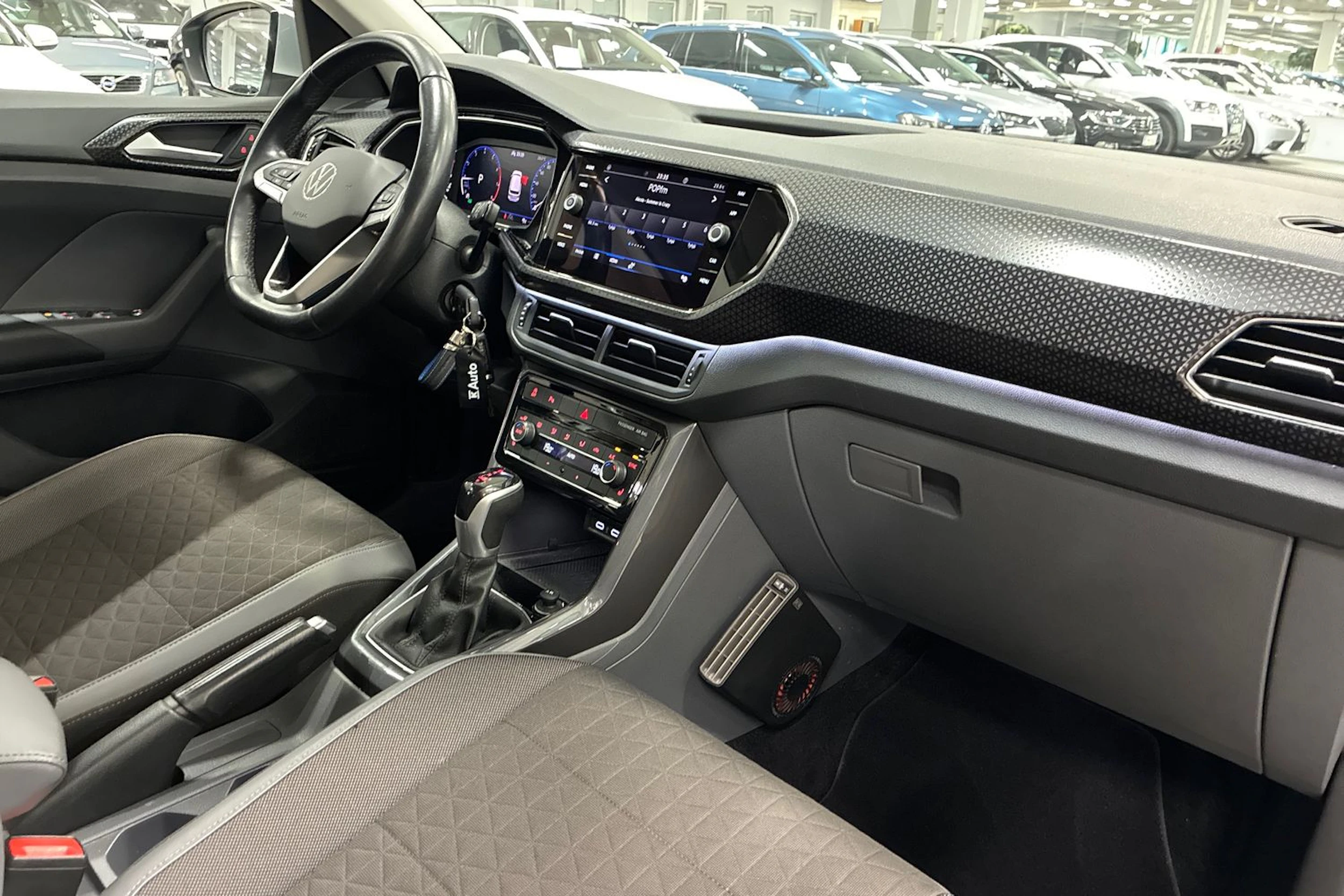 hopea Volkswagen T-Cross 2021 kuva 22.