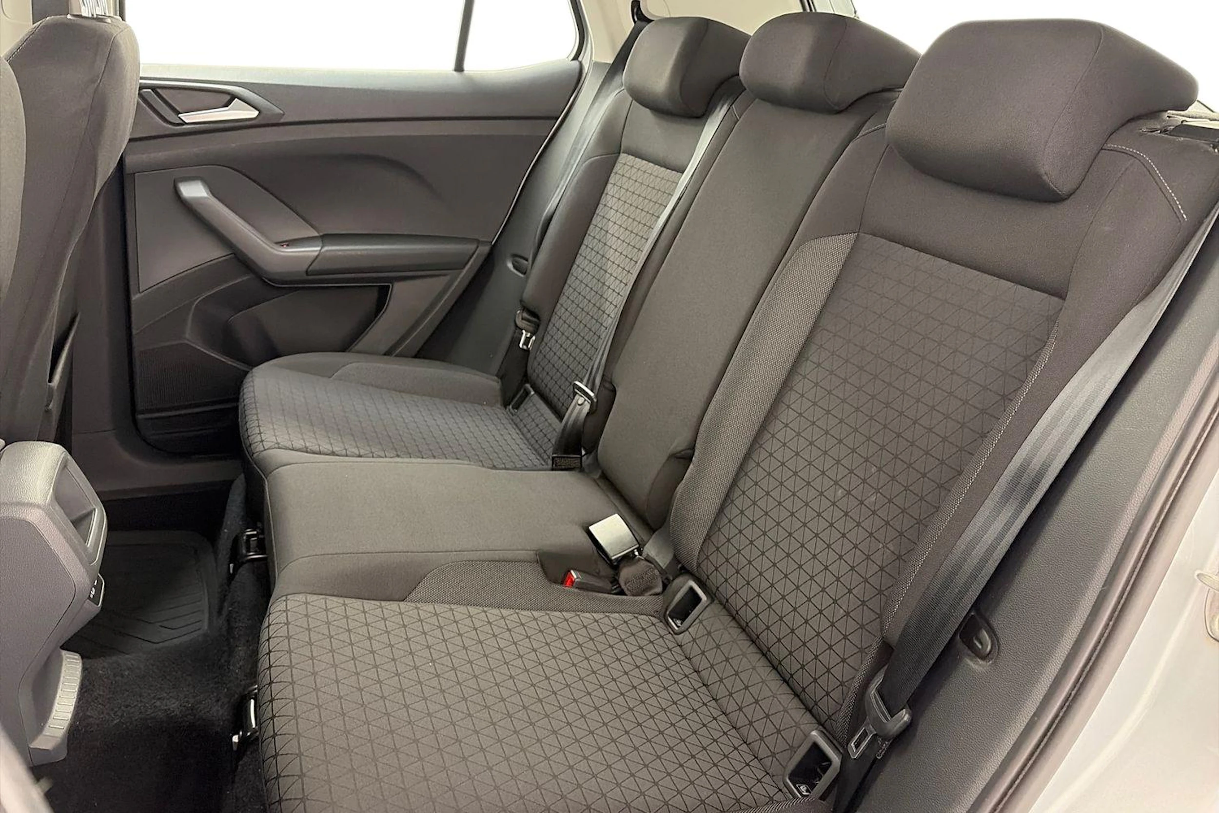 hopea Volkswagen T-Cross 2021 kuva 8.