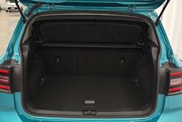 sininen Volkswagen T-Cross 2021 kuva 15.