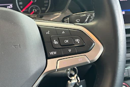 valkoinen Volkswagen T-Cross 2021 kuva 16.