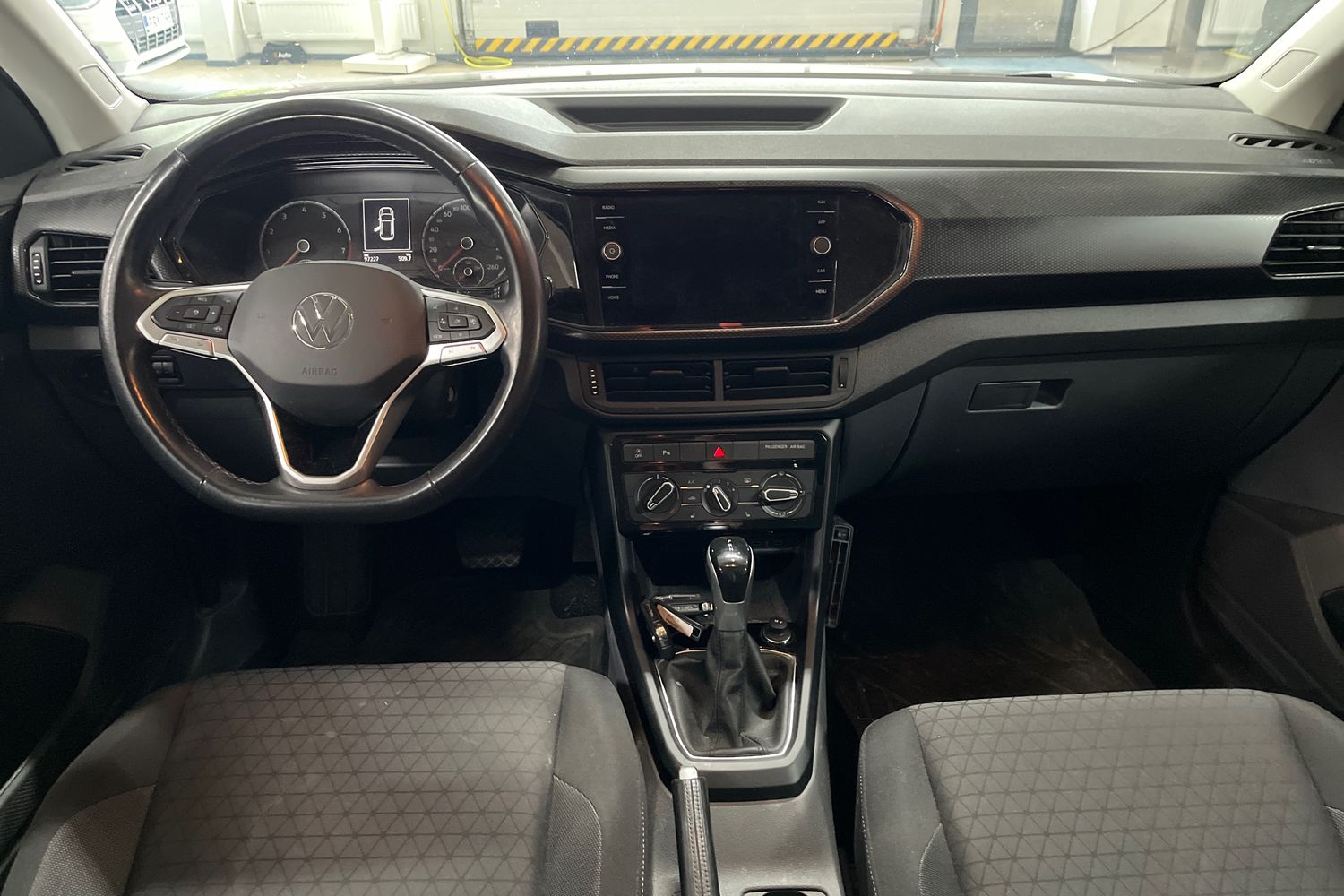 Volkswagen T-Cross 2021, photo 5/5