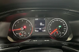 Valkoinen Volkswagen T-Cross 2021 kuva 11.