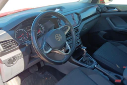 punainen Volkswagen T-Cross 2021 kuva 3.
