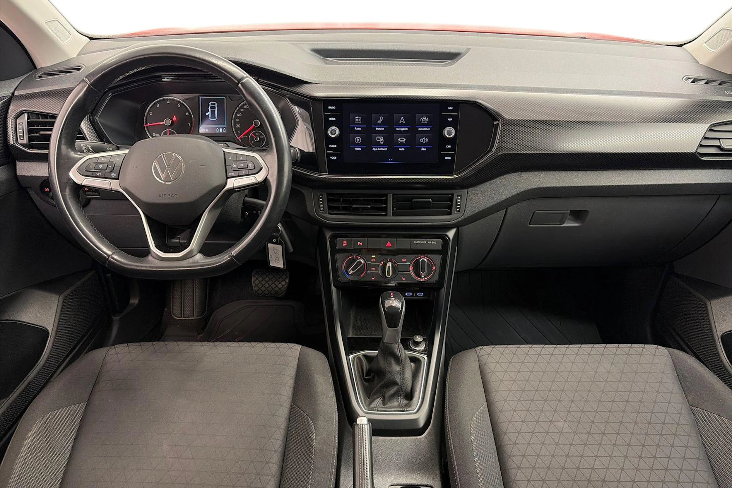 punainen Volkswagen T-Cross 2021 kuva 7.