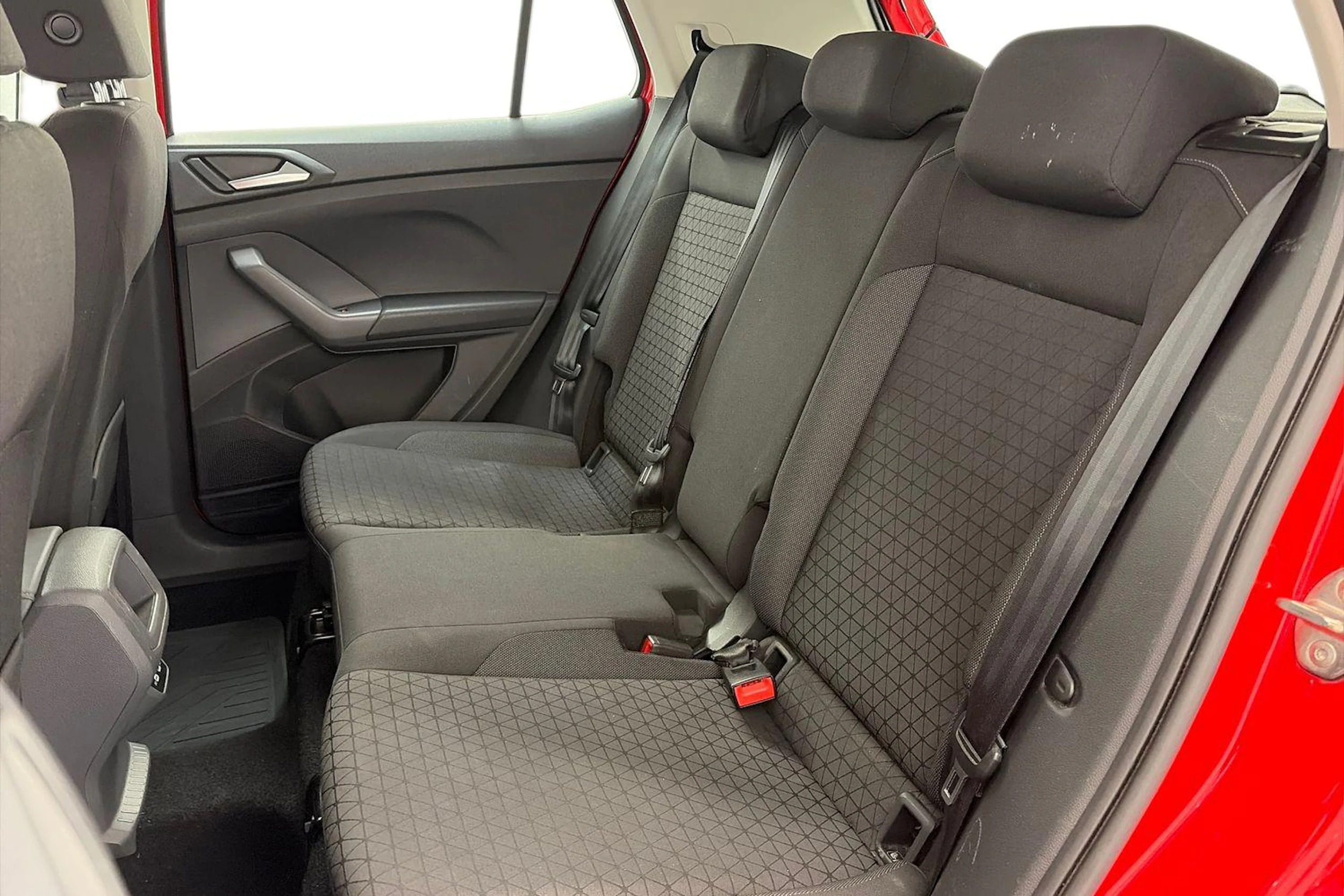 punainen Volkswagen T-Cross 2021 kuva 8.