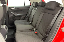 punainen Volkswagen T-Cross 2021 kuva 8.
