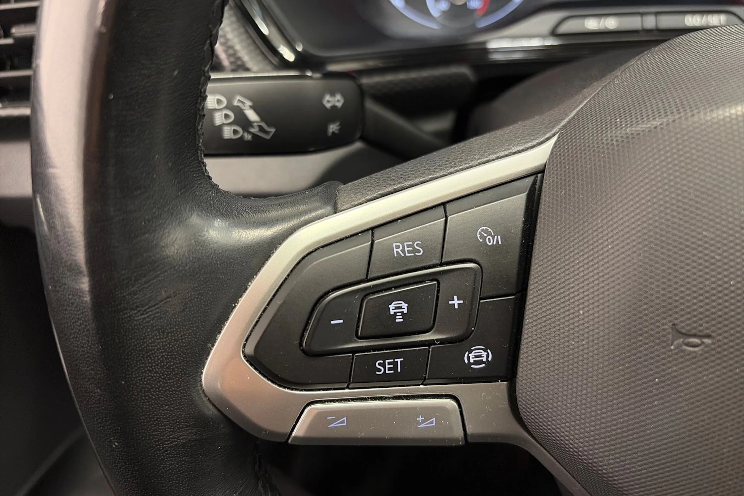 punainen Volkswagen T-Cross 2021 kuva 14.