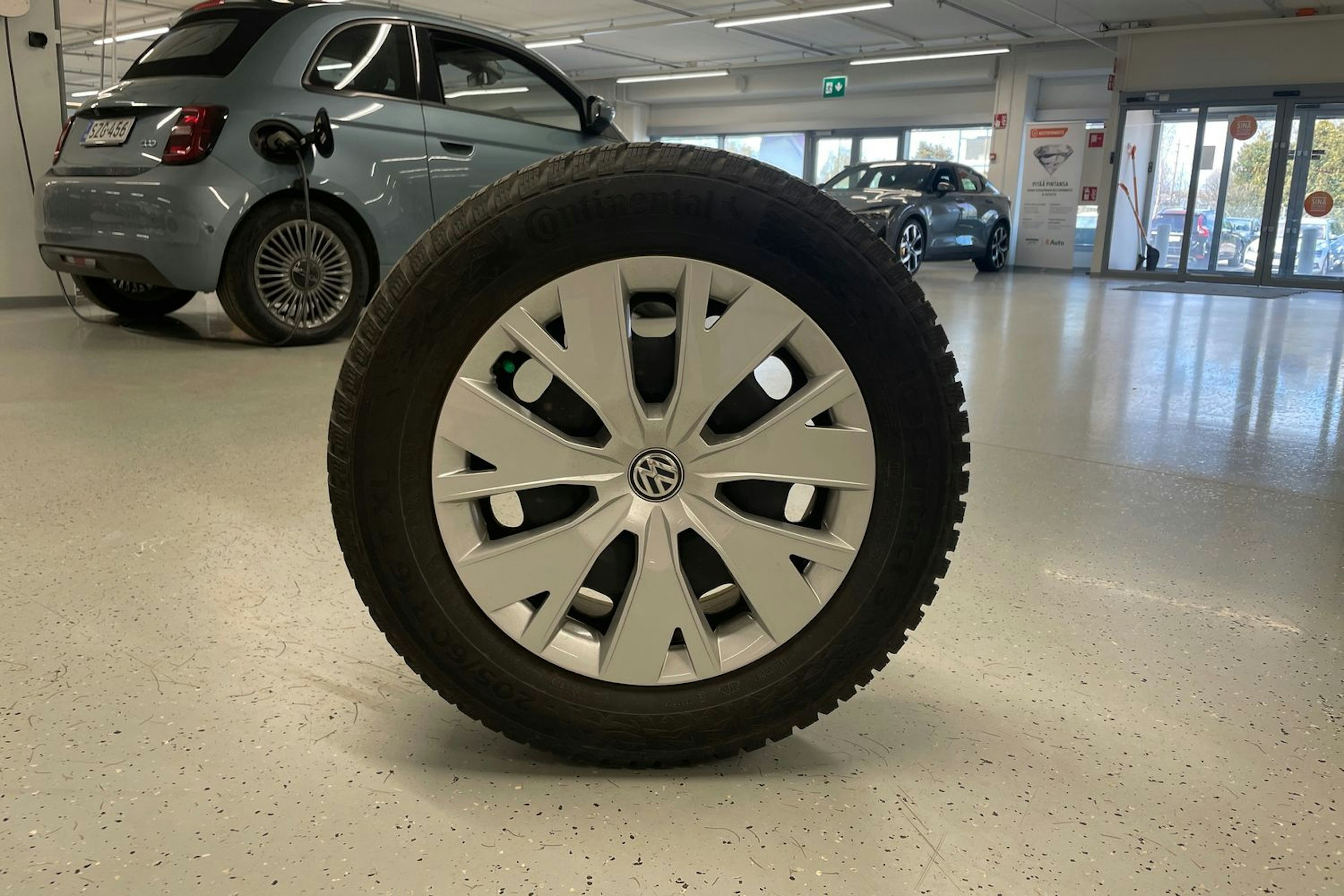 valkoinen Volkswagen T-Cross 2021 kuva 13.