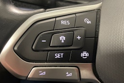 valkoinen Volkswagen T-Cross 2021 kuva 17.
