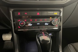 valkoinen Volkswagen T-Cross 2021 kuva 18.