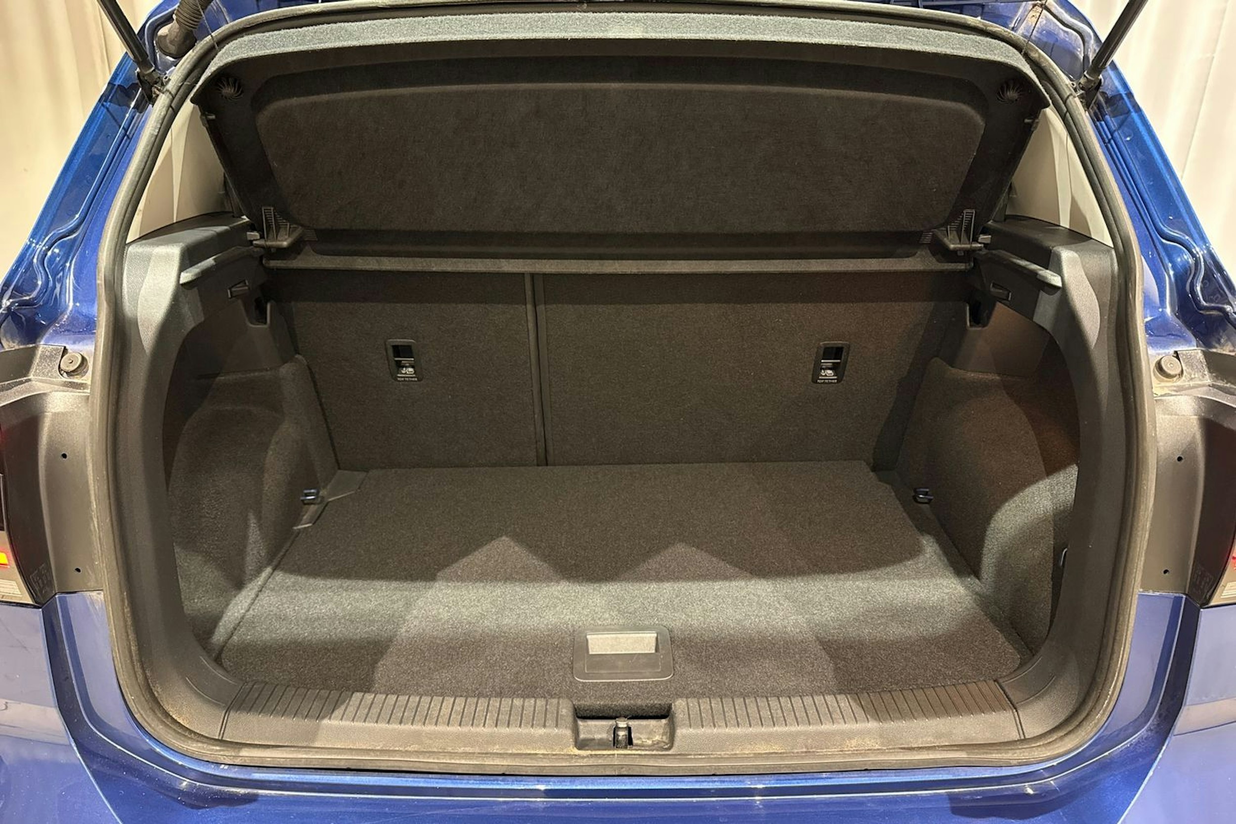 met. sininen Volkswagen T-Cross 2021 kuva 13.