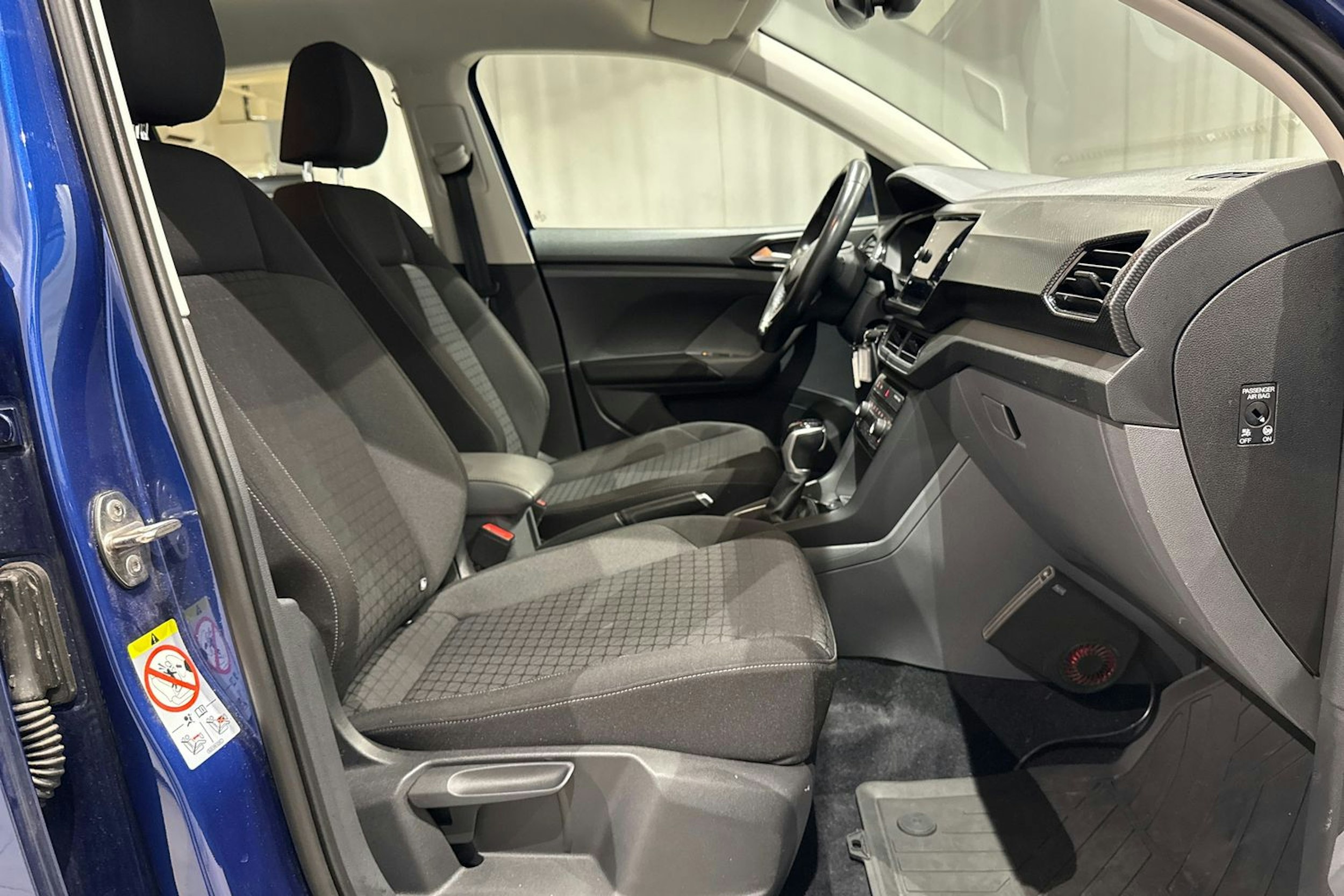 met. sininen Volkswagen T-Cross 2021 kuva 14.