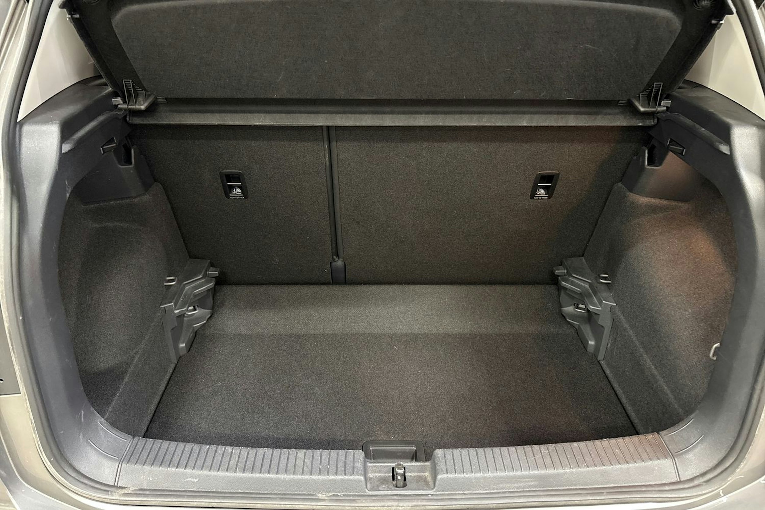met. harmaa Volkswagen T-Cross 2021 kuva 15.
