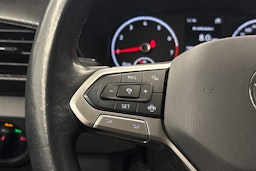 musta Volkswagen T-Cross 2021 kuva 13.