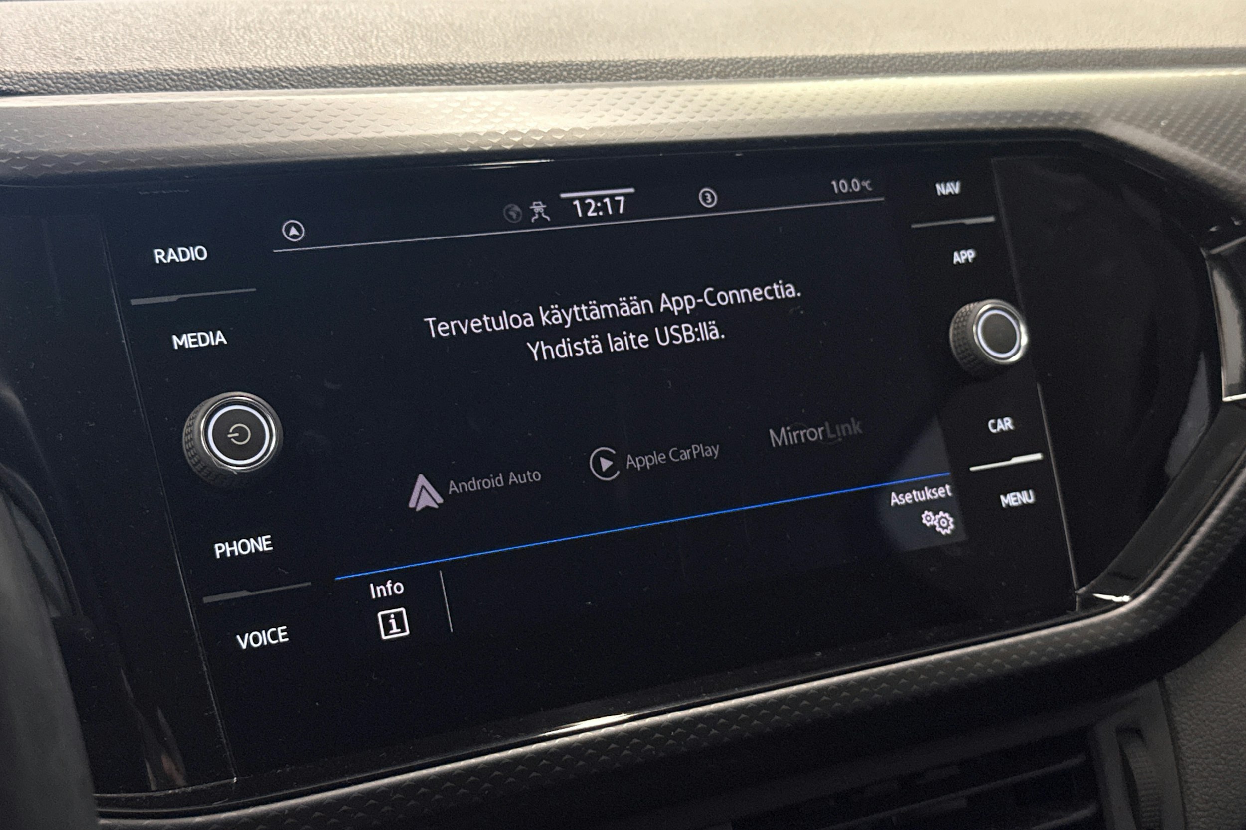 musta Volkswagen T-Cross 2021 kuva 17.