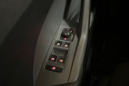 Valkoinen Volkswagen T-Cross 2021 kuva 22.