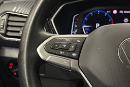 musta Volkswagen T-Cross 2021 kuva 17.