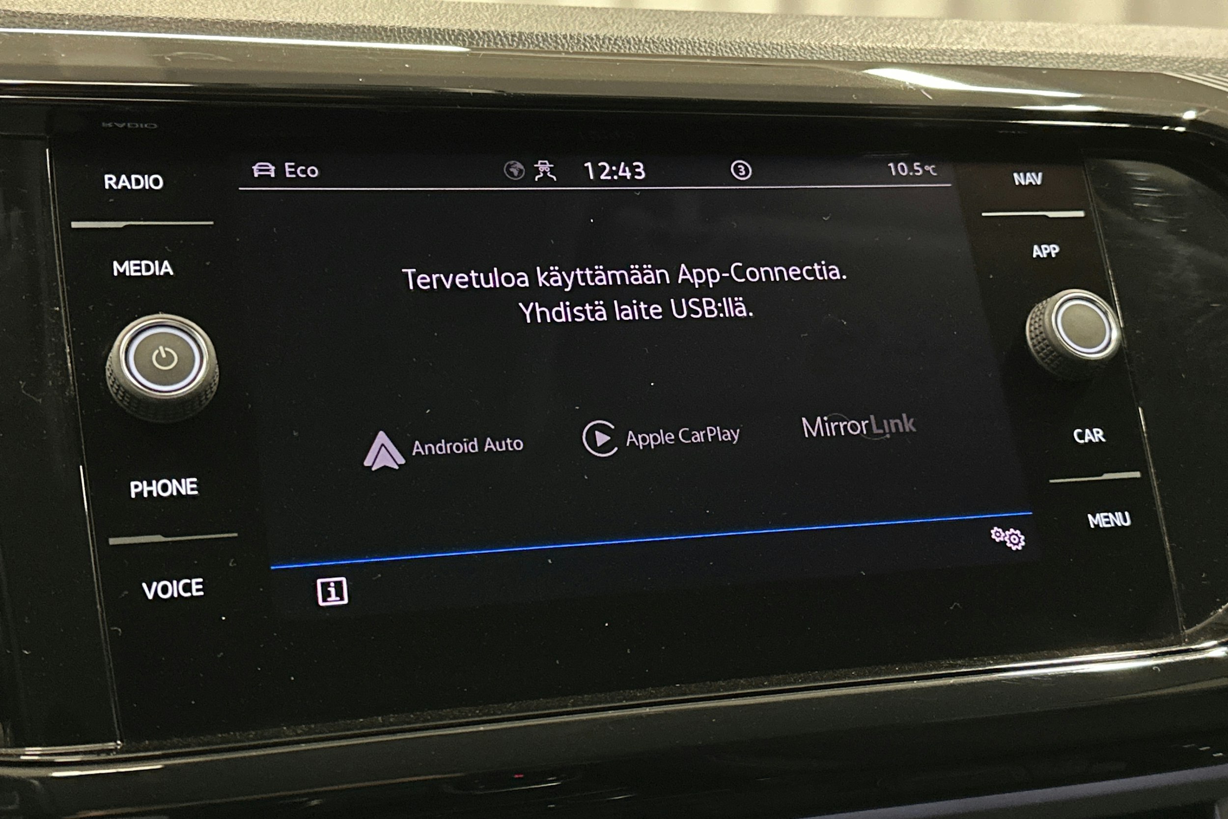 musta Volkswagen T-Cross 2021 kuva 23.