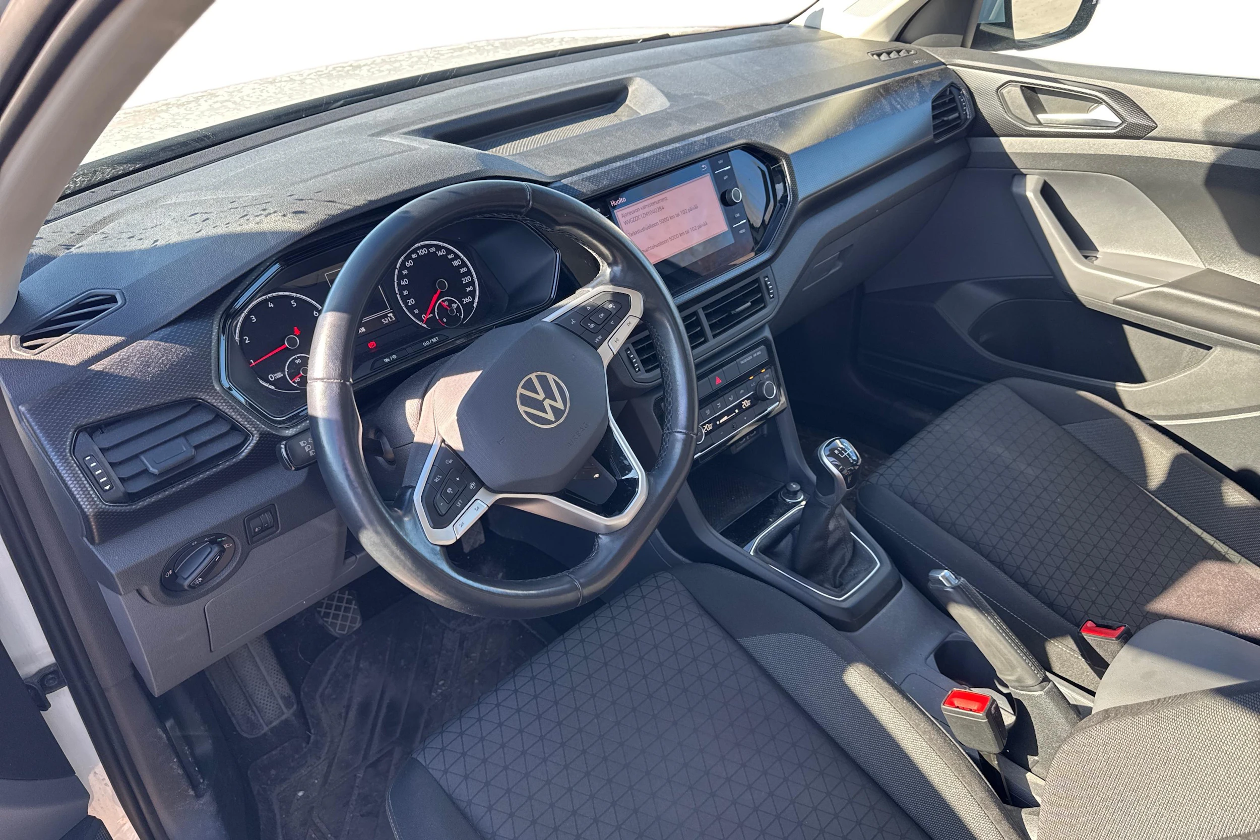 valkoinen Volkswagen T-Cross 2021 kuva 3.