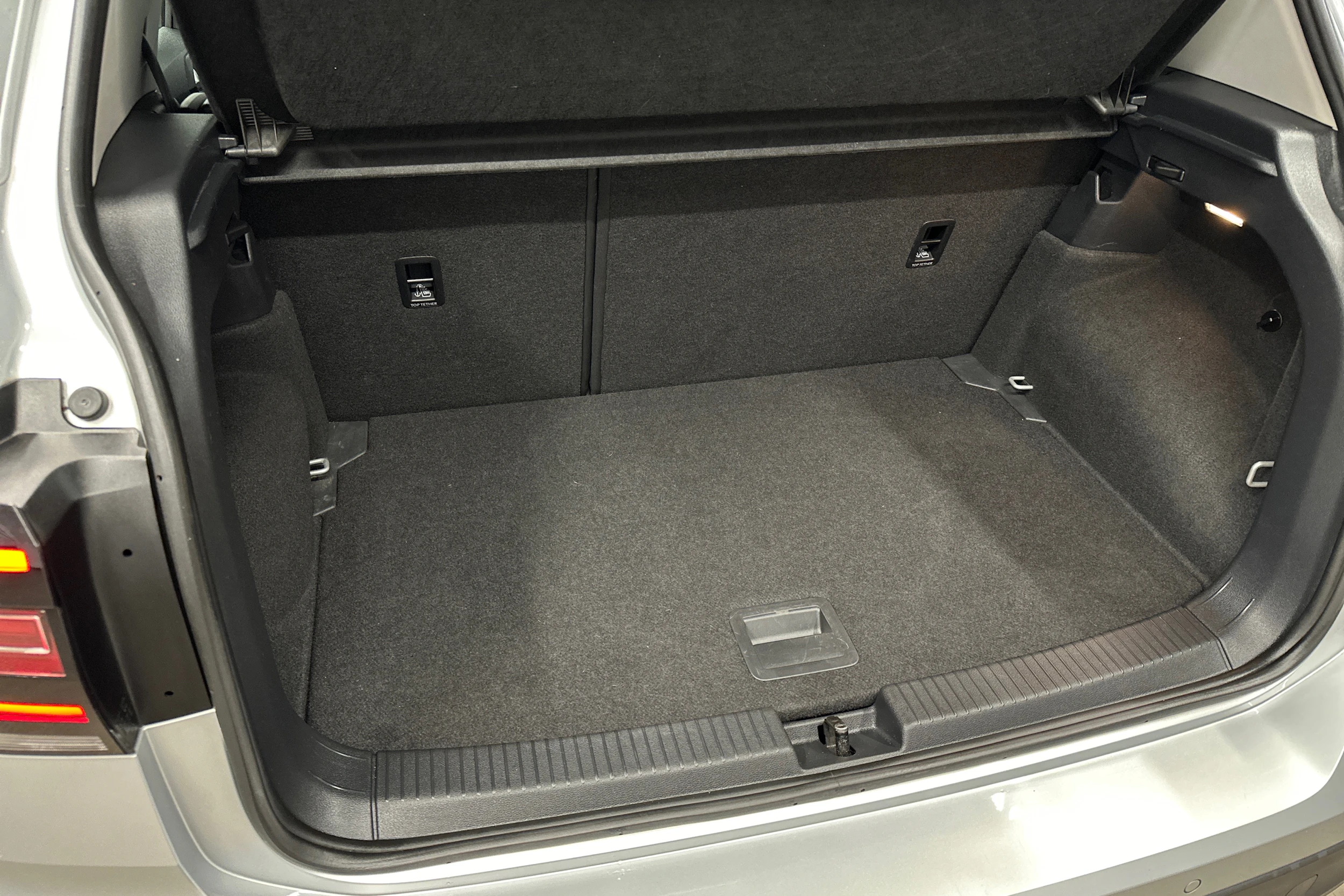hopea Volkswagen T-Cross 2021 kuva 26.
