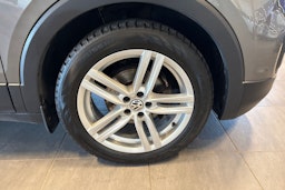 Harmaa Volkswagen T-Cross 2021 kuva 13.