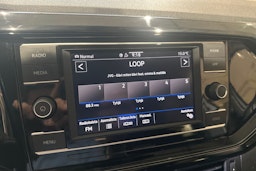 valkoinen Volkswagen T-Cross 2021 kuva 16.