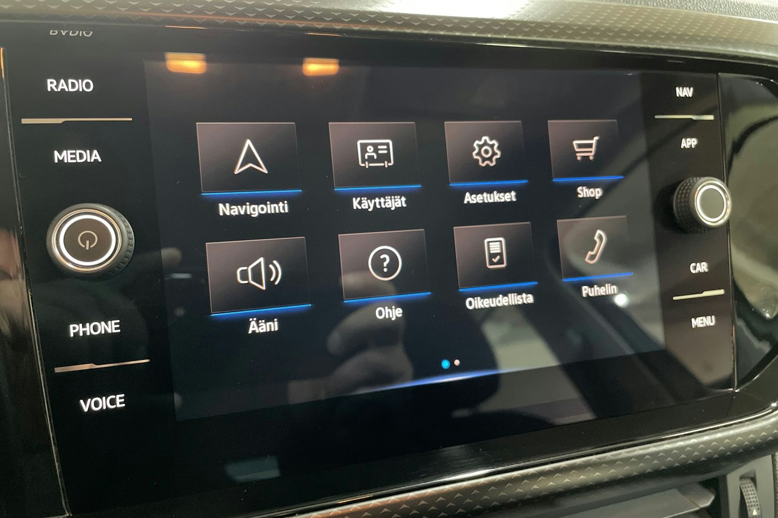 Harmaa Volkswagen T-Cross 2021 kuva 20.