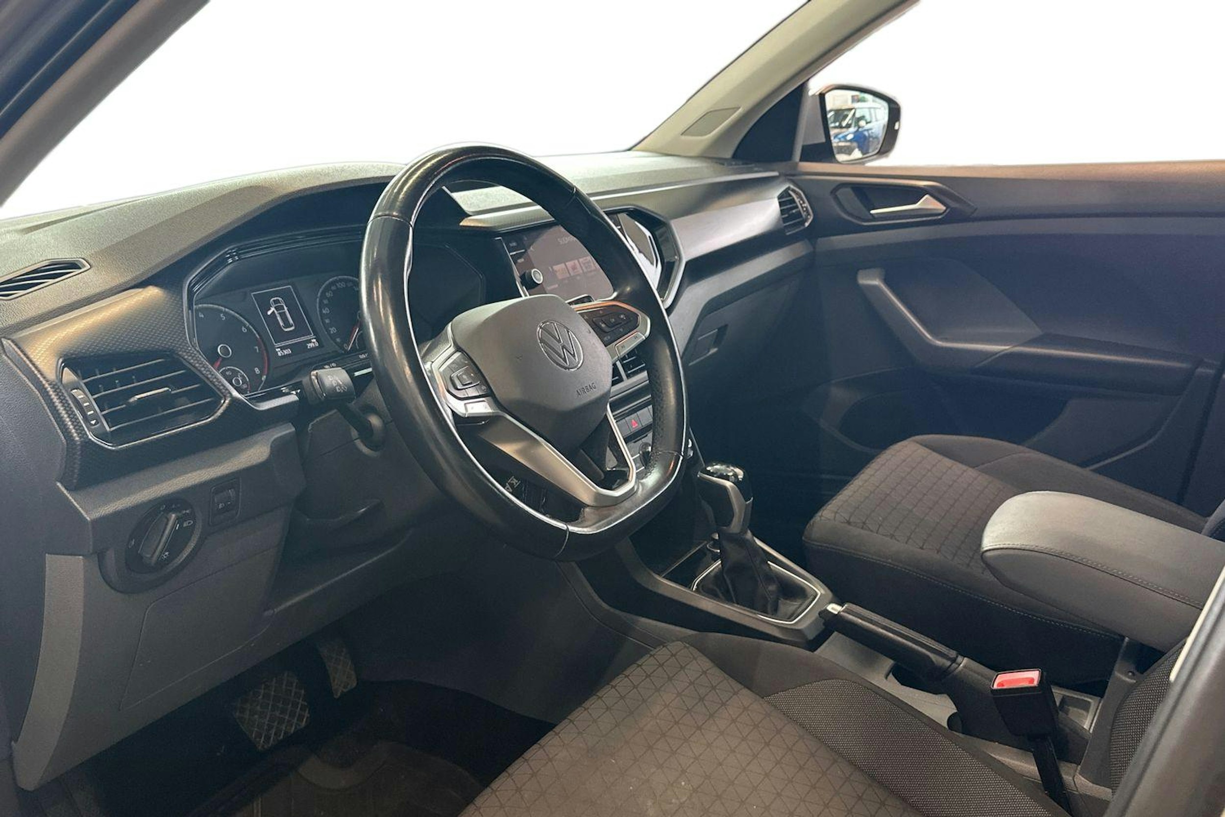 hopea Volkswagen T-Cross 2021 kuva 7.