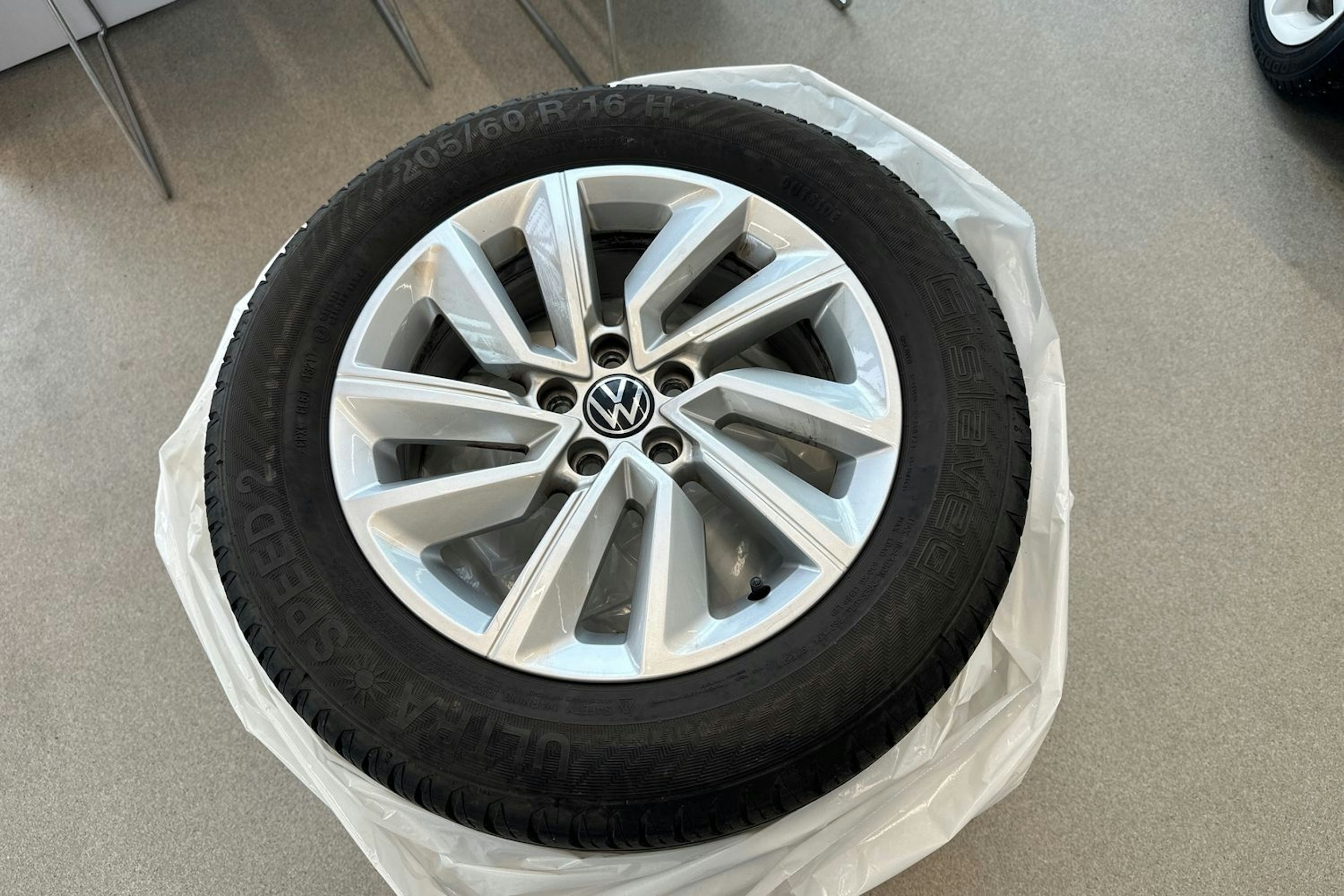 hopea Volkswagen T-Cross 2021 kuva 13.