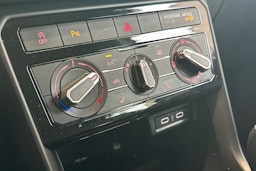 hopea Volkswagen T-Cross 2021 kuva 31.