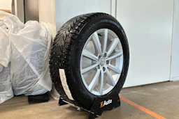 harmaa Volkswagen T-Cross 2021 kuva 10.