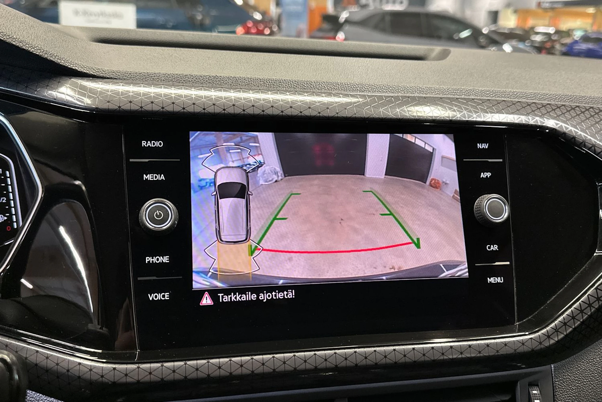 harmaa Volkswagen T-Cross 2021 kuva 13.
