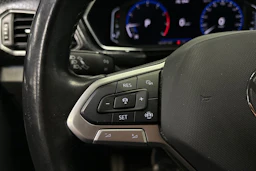 harmaa Volkswagen T-Cross 2021 kuva 21.