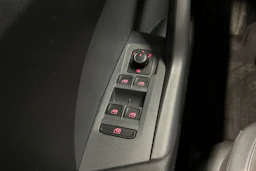 harmaa Volkswagen T-Cross 2021 kuva 24.
