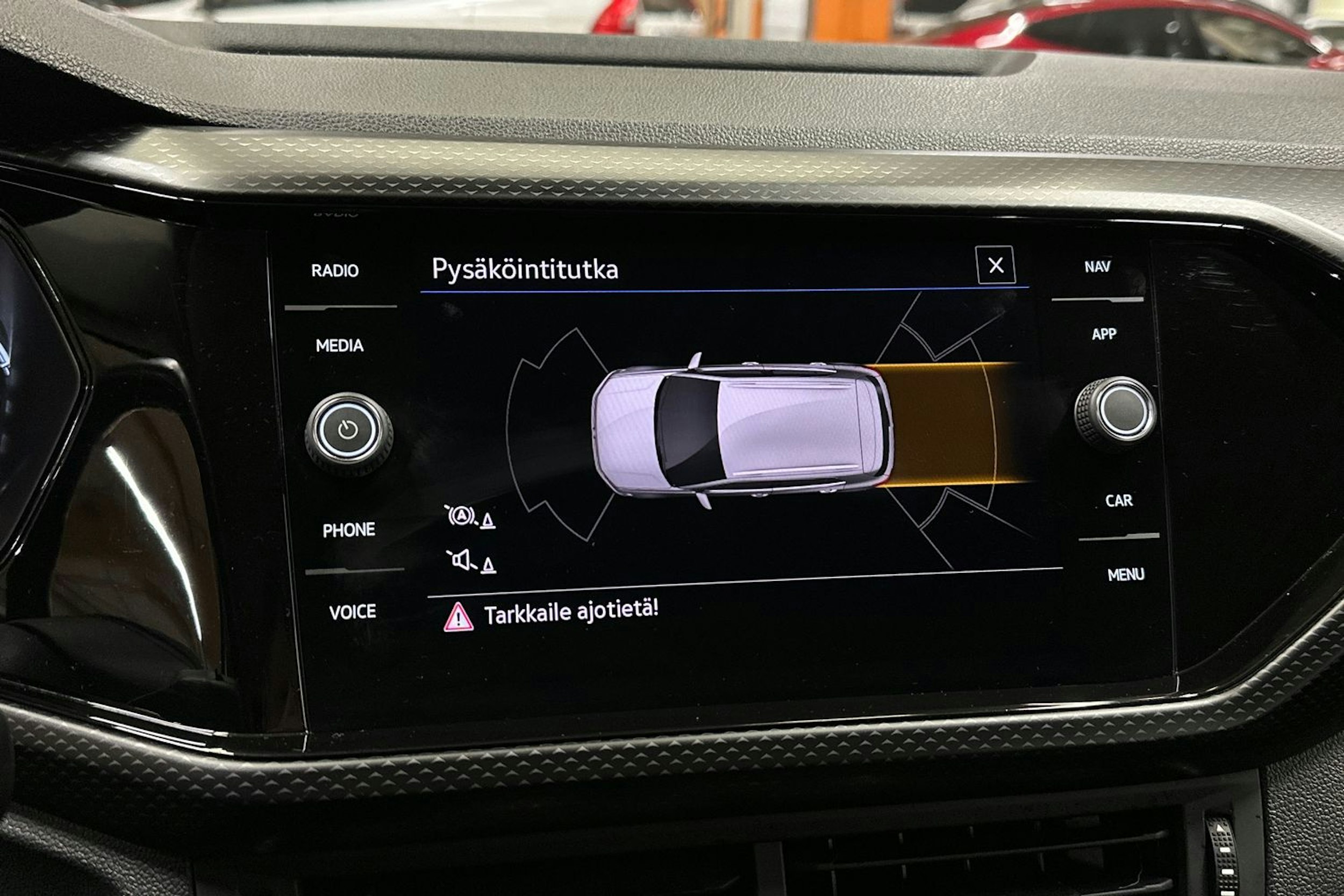 musta Volkswagen T-Cross 2021 kuva 12.