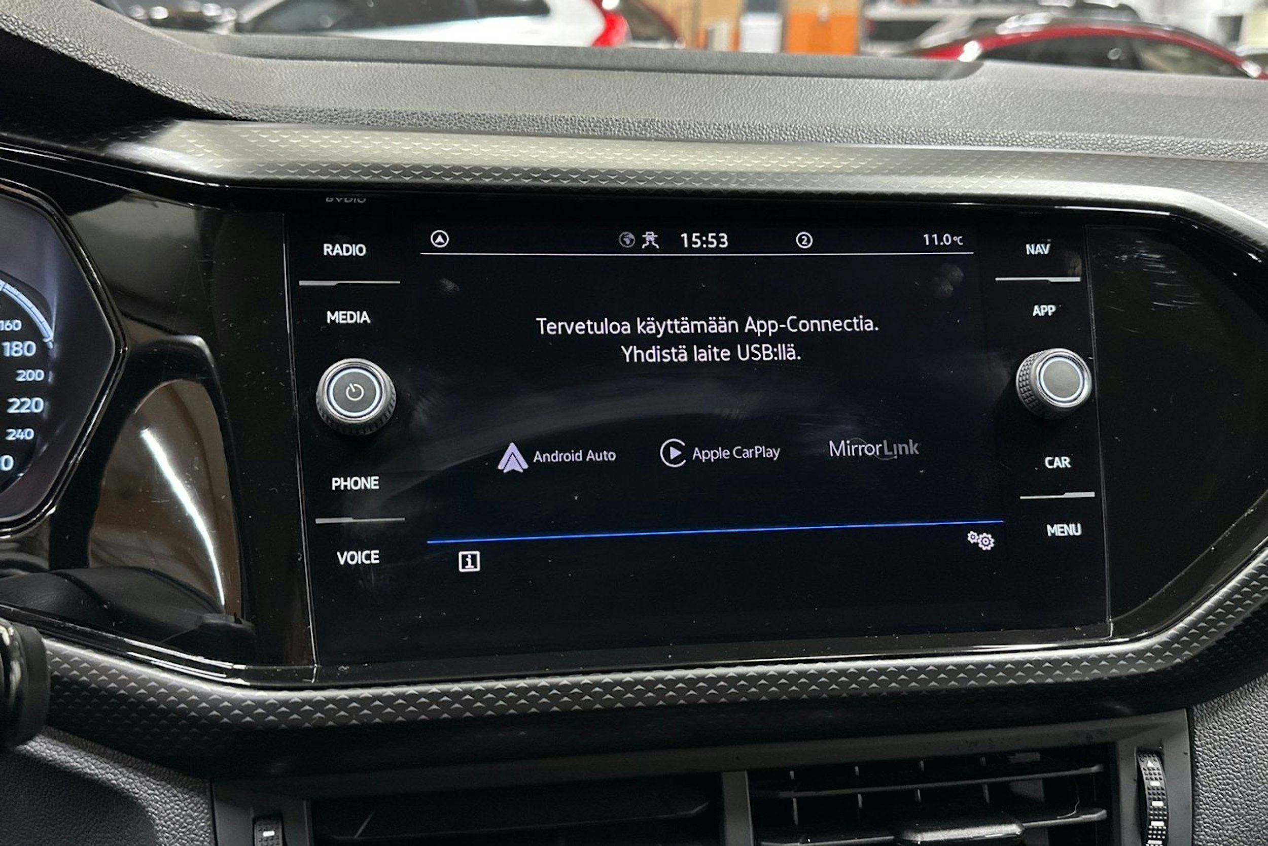 musta Volkswagen T-Cross 2021 kuva 13.