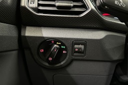 musta Volkswagen T-Cross 2021 kuva 20.