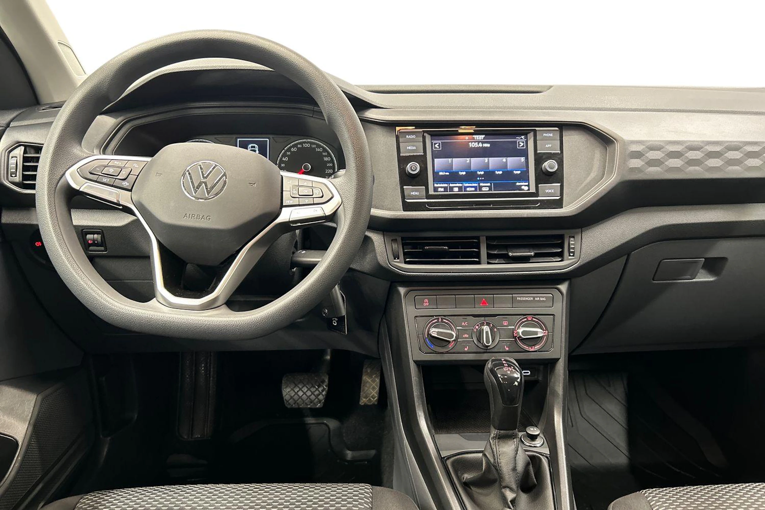 sininen Volkswagen T-Cross 2021 kuva 7.